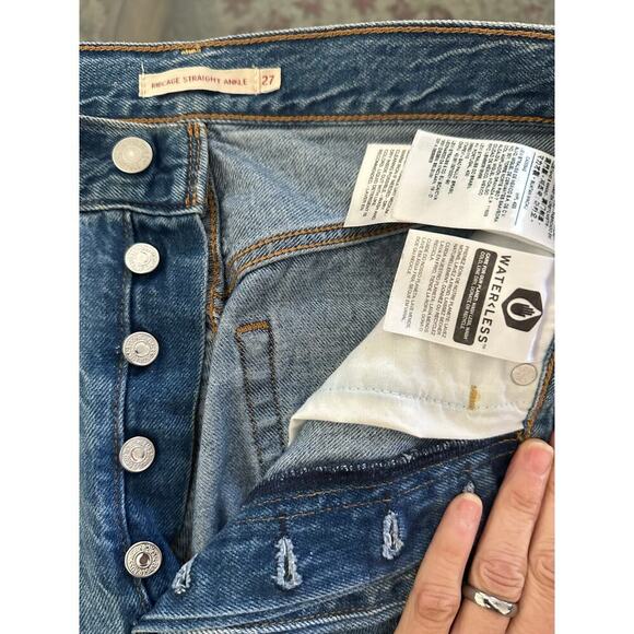 Levi's Women's Blue premium denim Button Fly Ribcage Straight Ankle Jean Size 27 - Picture 8 of 9